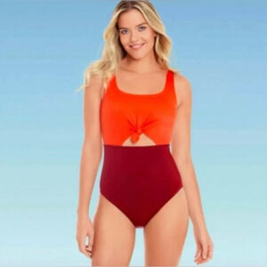 Beach Betty by Miracle Brands slimming cut out one piece, size small NWT.